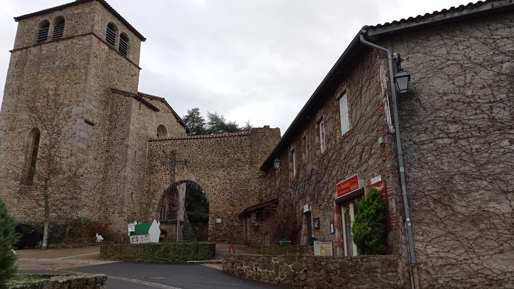 拉费里埃住宿加早餐旅馆 Saint-Médard-en-Forez 外观 照片